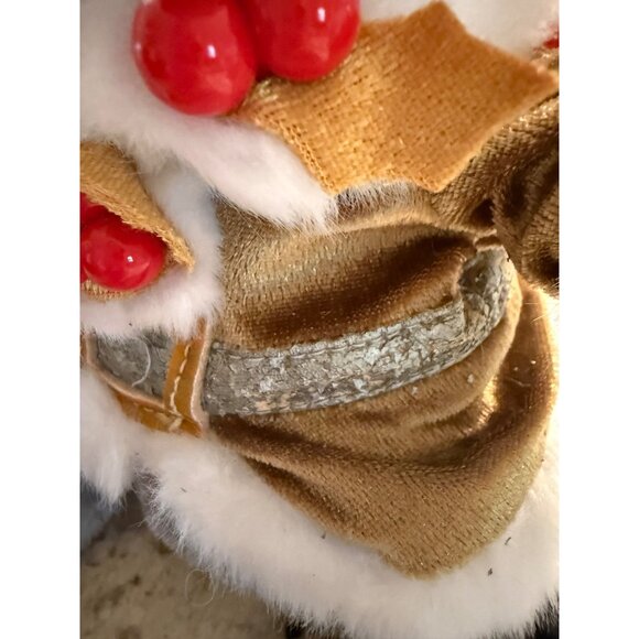 Disney Store Winnie The Pooh Eeyore Plush Musical Christmas Bean Bag 2005 Read - Picture 5 of 15